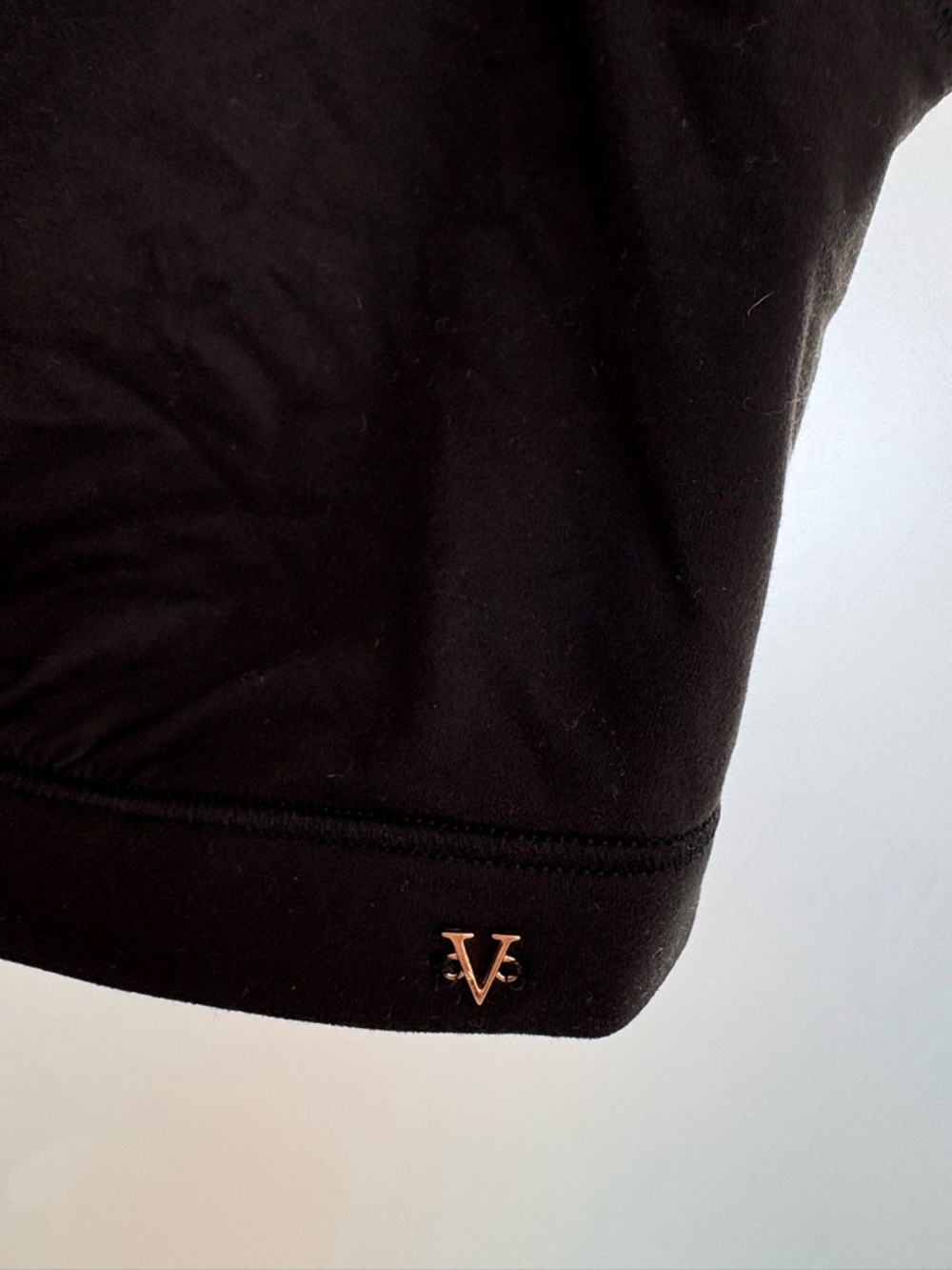 Black Wireless Bralette - VIctoria's Secret NWOT - Picture 2 of 9